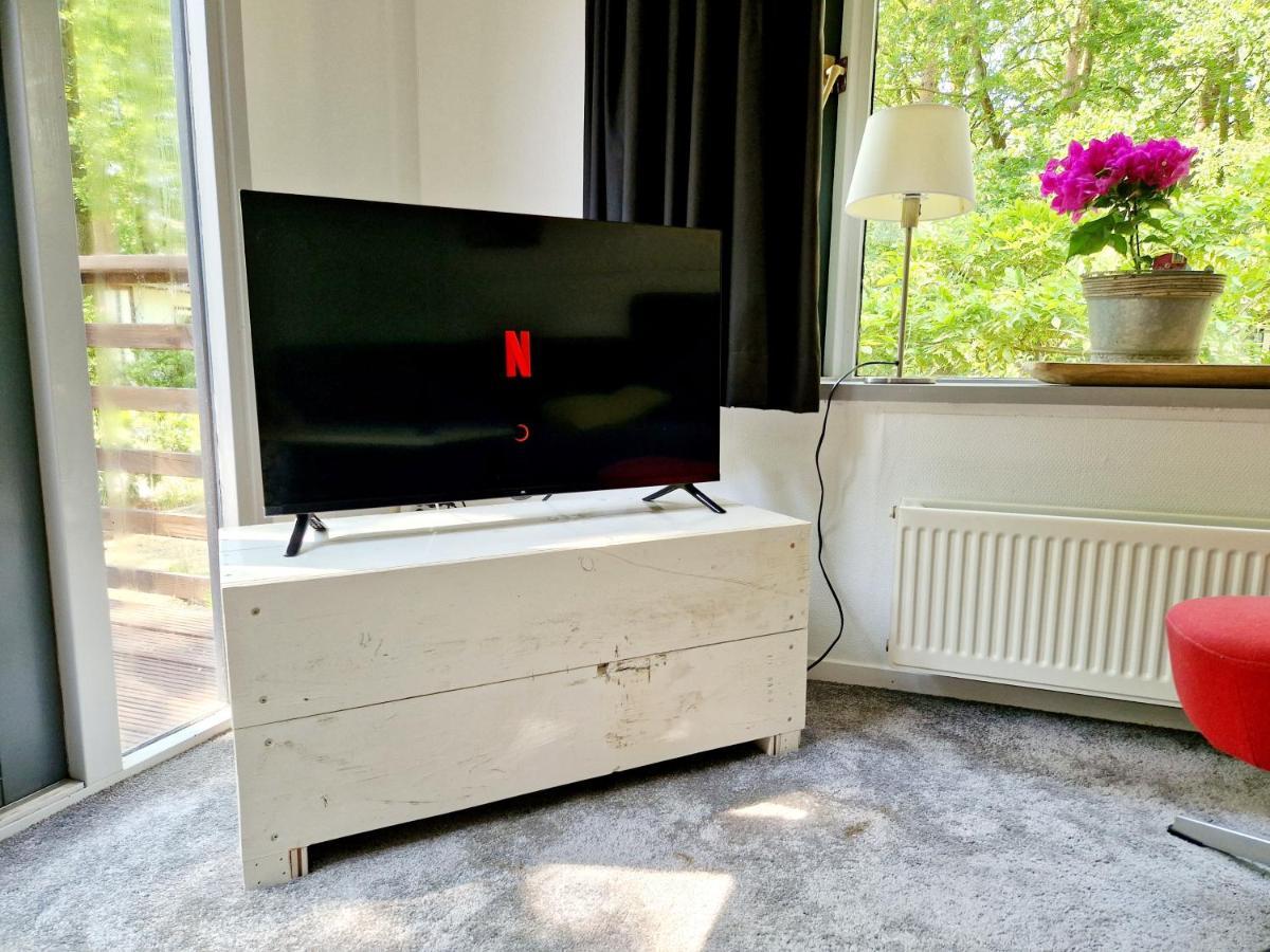 Heerlijk Huisje In Het Bos Op Chaletpark Kempenbos Diessen Extérieur photo